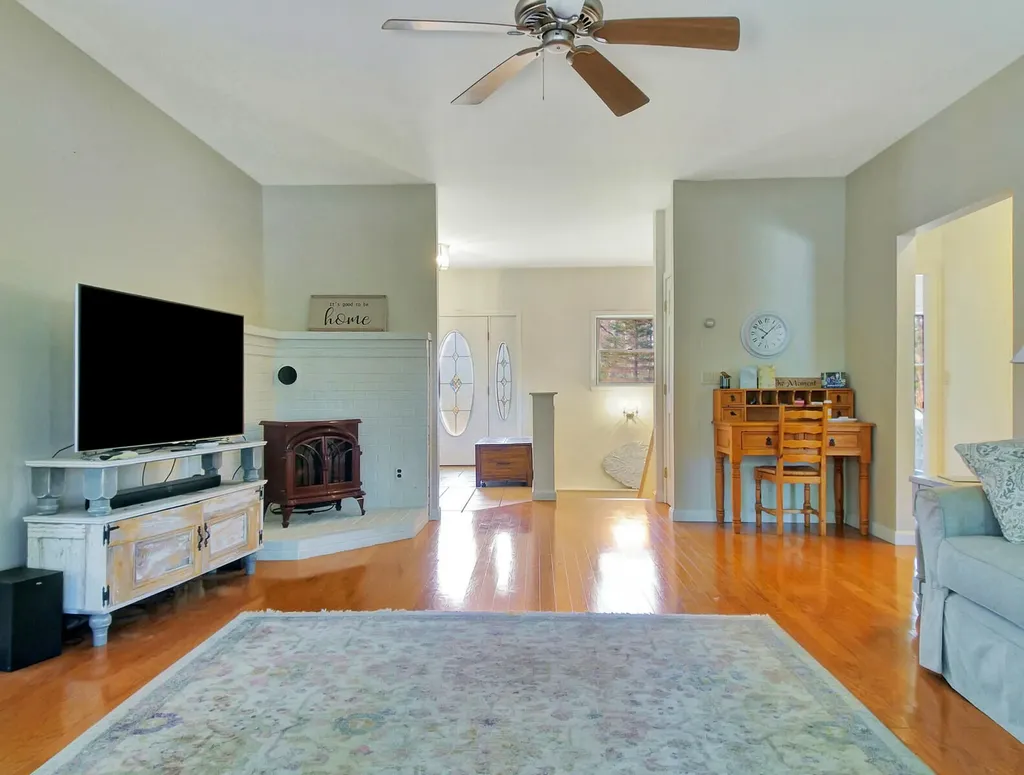 19 Red Maple Lane Augusta ME 04330