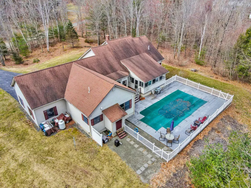 19 Red Maple Lane Augusta ME 04330