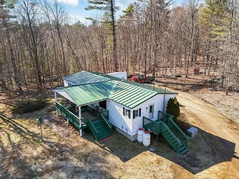 13 Robertson Drive Monmouth ME 04259