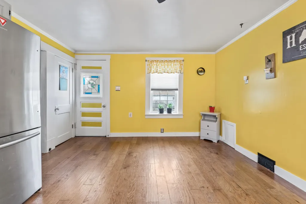 10 Grandview Avenue Sanford ME 04073