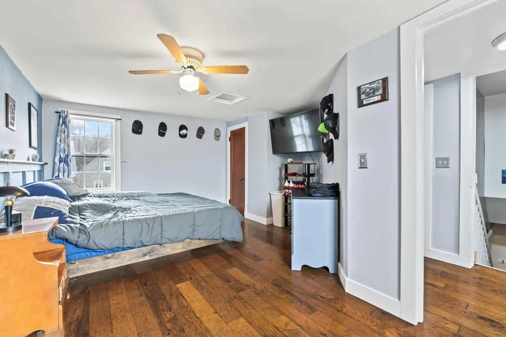 10 Grandview Avenue Sanford ME 04073