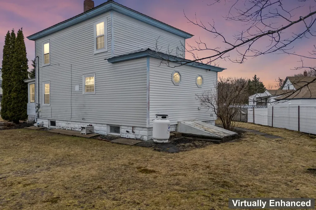 10 Grandview Avenue Sanford ME 04073
