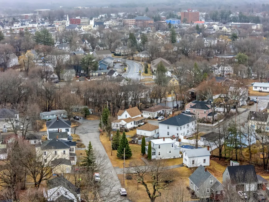 10 Grandview Avenue Sanford ME 04073
