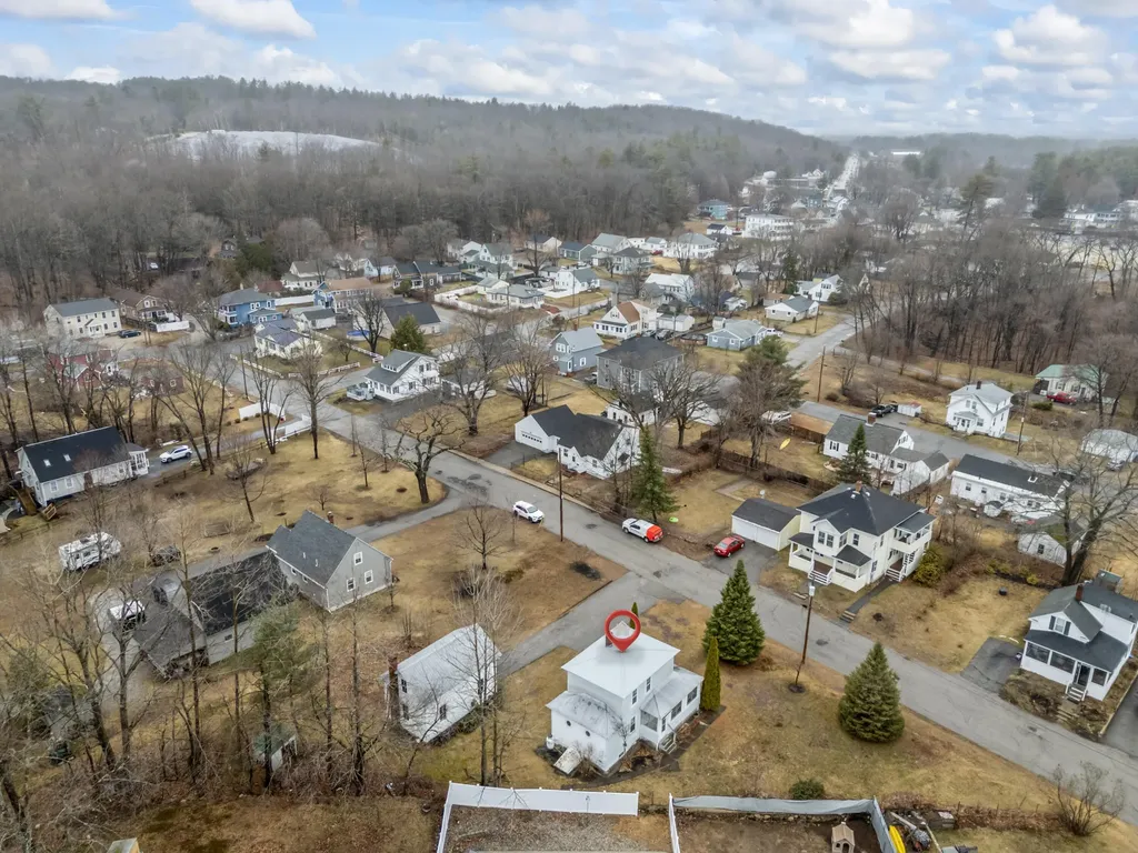 10 Grandview Avenue Sanford ME 04073