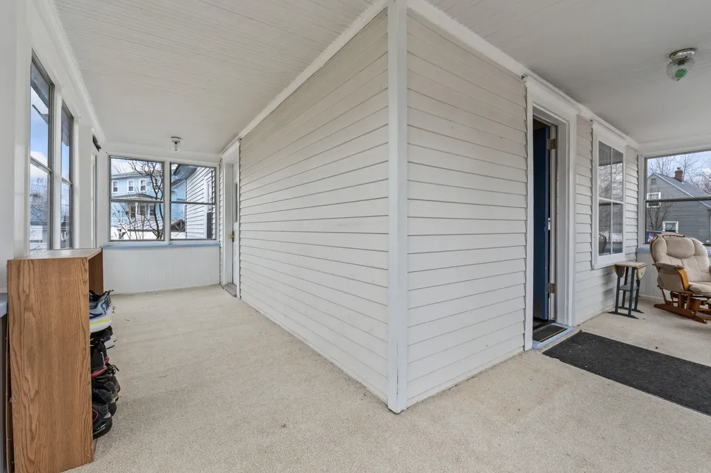 10 Grandview Avenue Sanford ME 04073