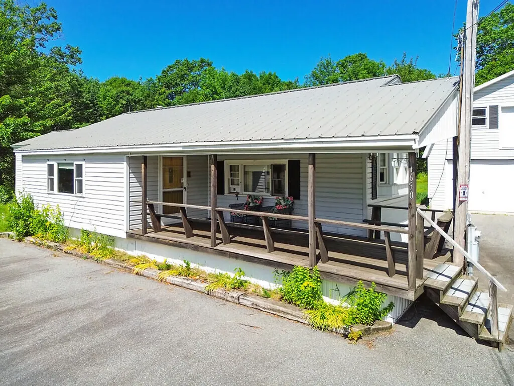 1650 N Belfast Avenue Vassalboro ME 04989