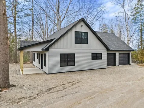 91 Woodland Heights Bucksport ME 04416