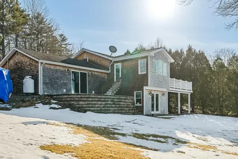 12 Cattail Lane Monmouth ME 04259
