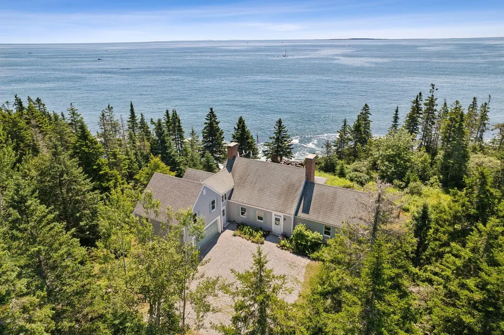 174 Pink Street Saint George ME 04860