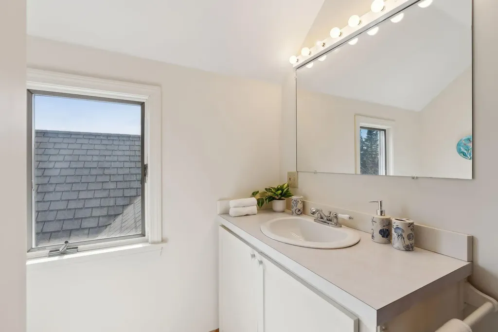 174 Pink Street Saint George ME 04860