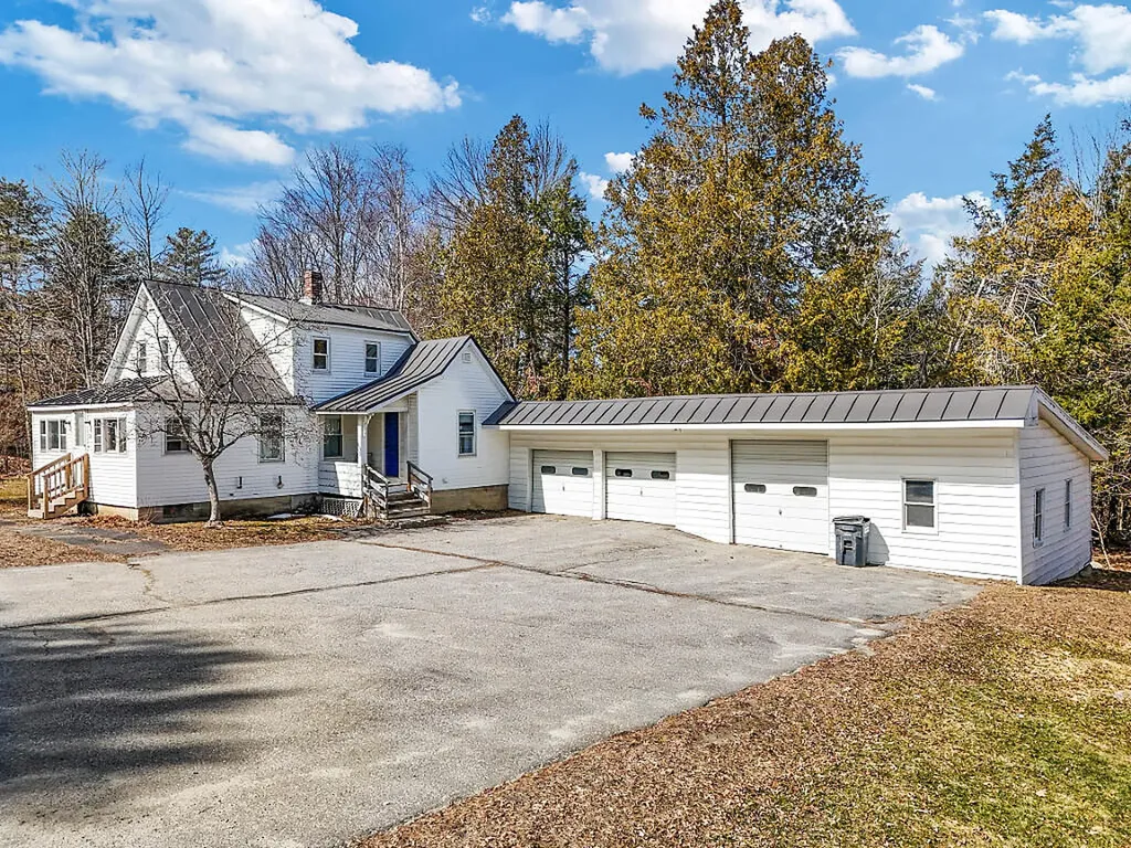 322 Center Road Fairfield ME 04937
