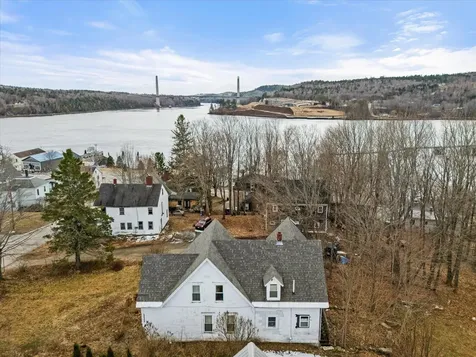 3 Noel Way Bucksport ME 04416