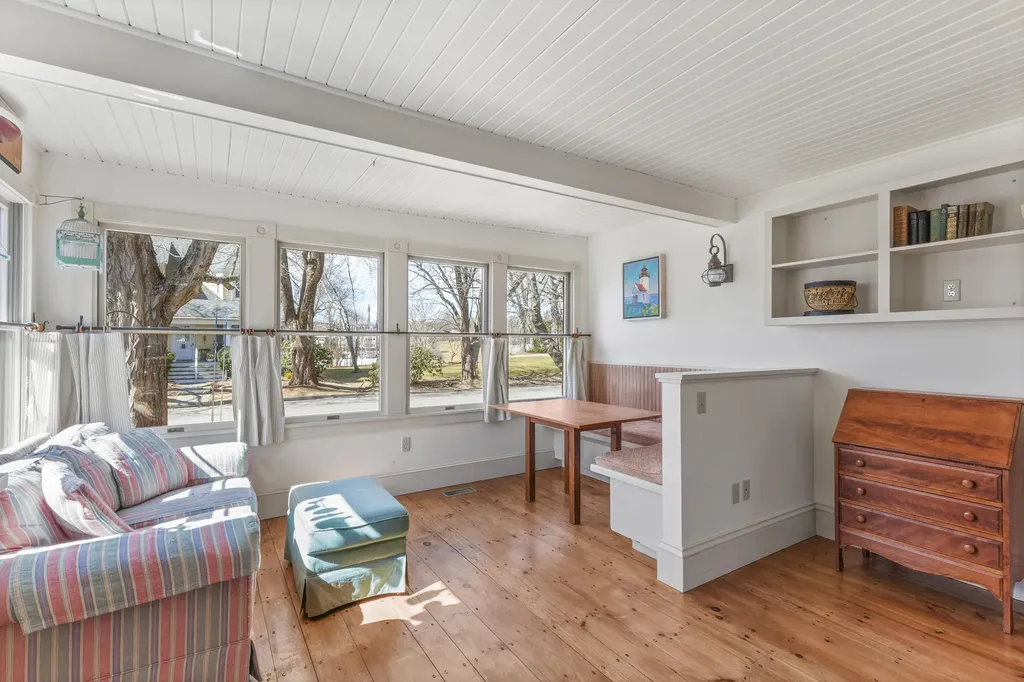 26 Sea Street Camden ME 04843