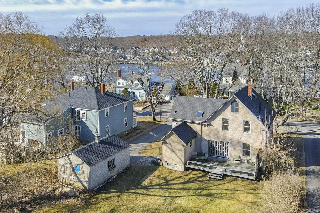 26 Sea Street Camden ME 04843