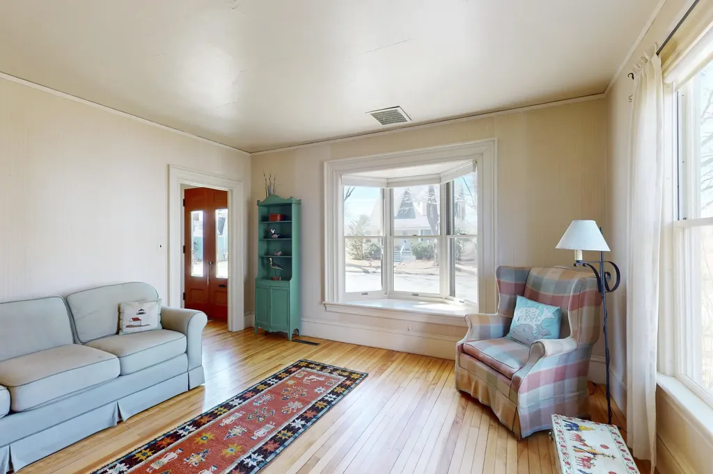 26 Sea Street Camden ME 04843