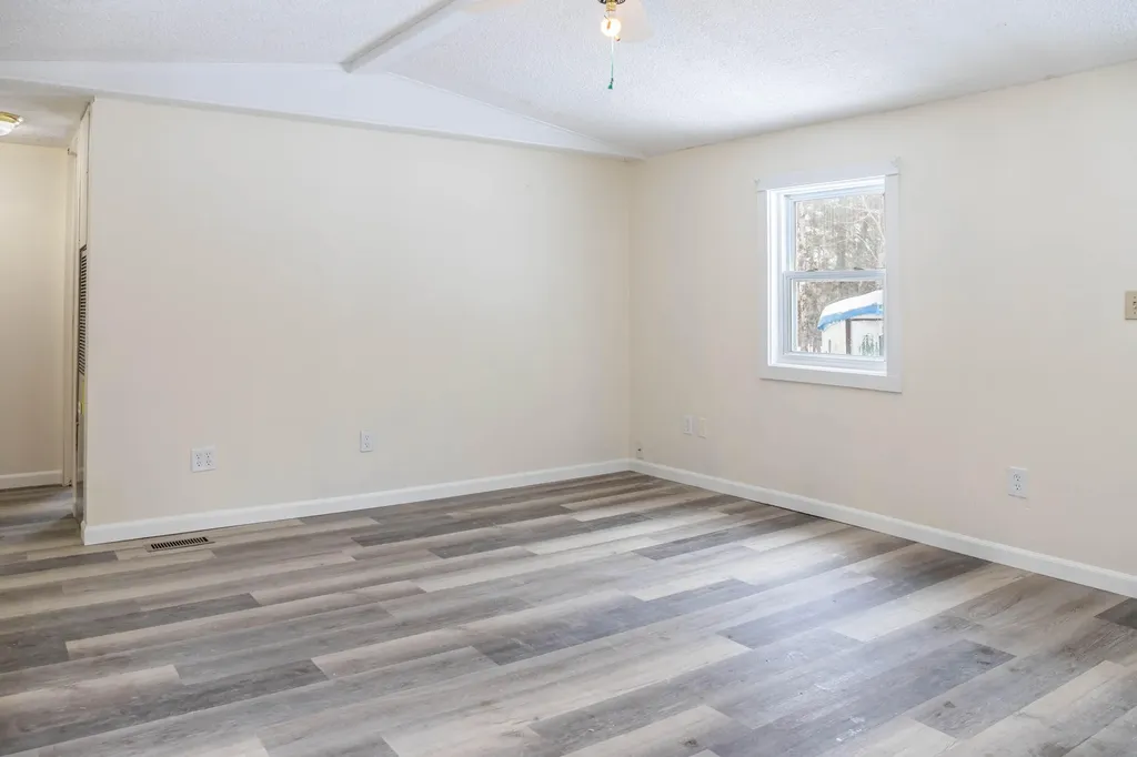 20 Turkey Farm Road Blue Hill ME 04614