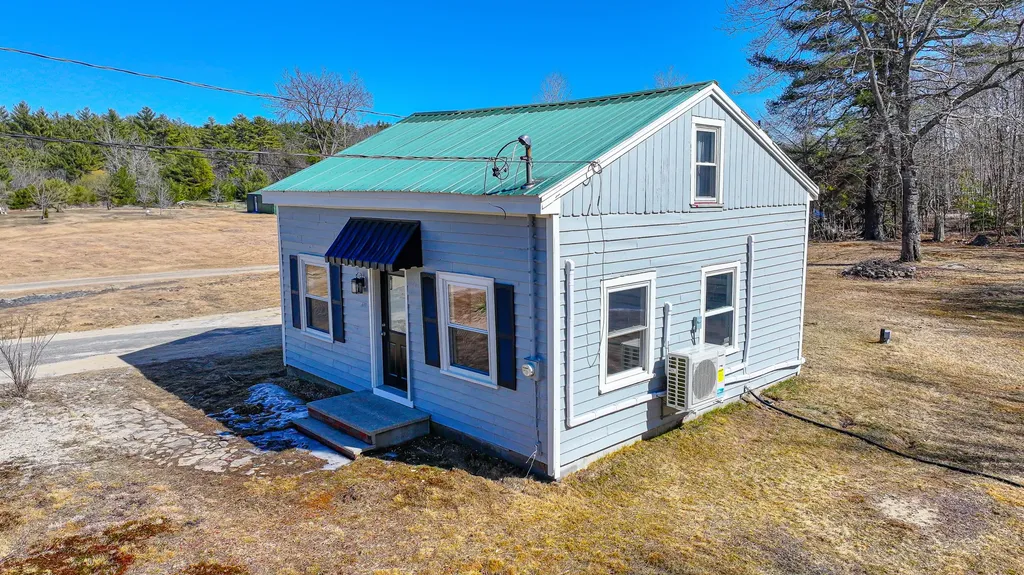 388 Lambs Mill Road Naples ME 04055