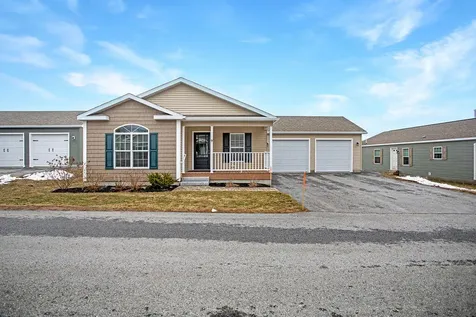 9 David Drive Scarborough ME 04074