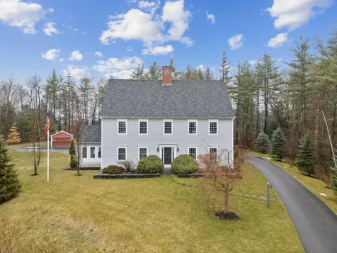 49 Barnfield Lane Gorham ME 04038