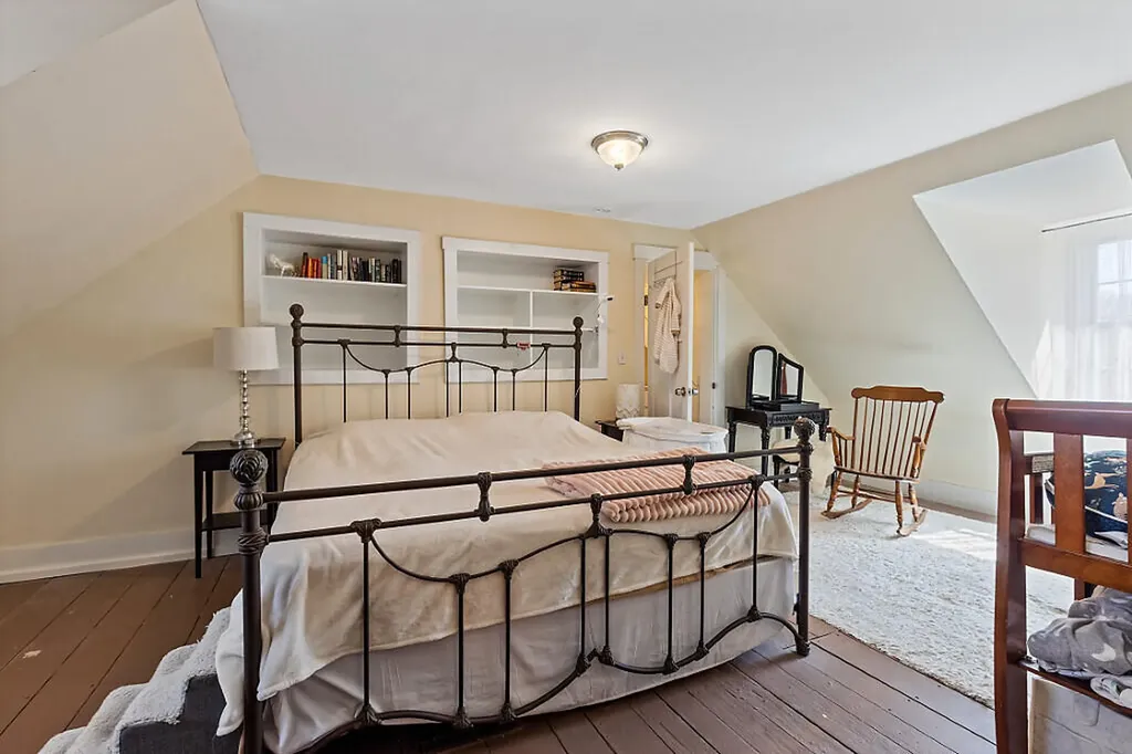 184 Highland Avenue Gardiner ME 04345
