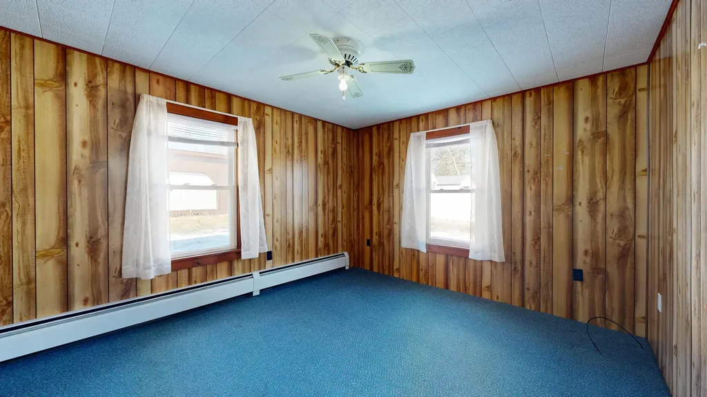 41 Middle Avenue Mexico ME 04257