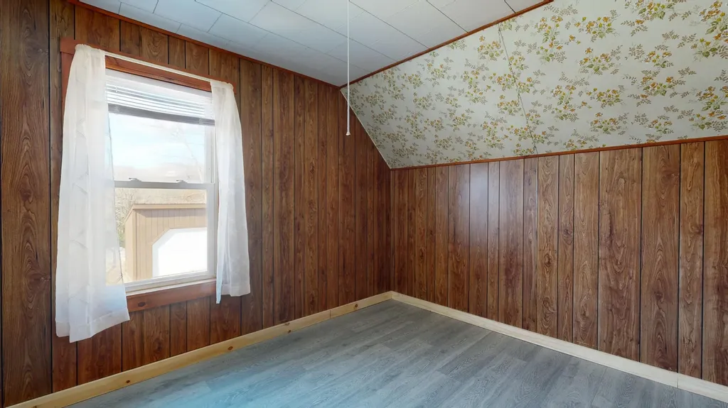 41 Middle Avenue Mexico ME 04257
