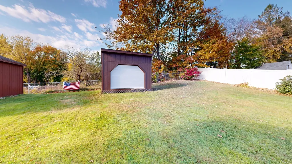 41 Middle Avenue Mexico ME 04257