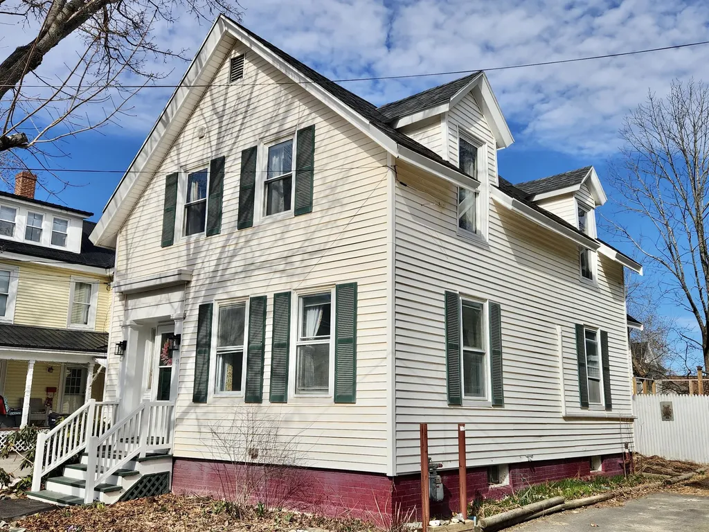 109 Grove Street Bangor ME 04401