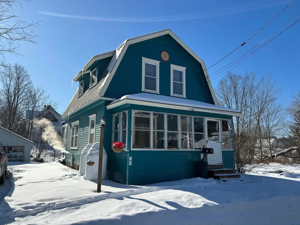 24 Albert Street Milo ME 04463