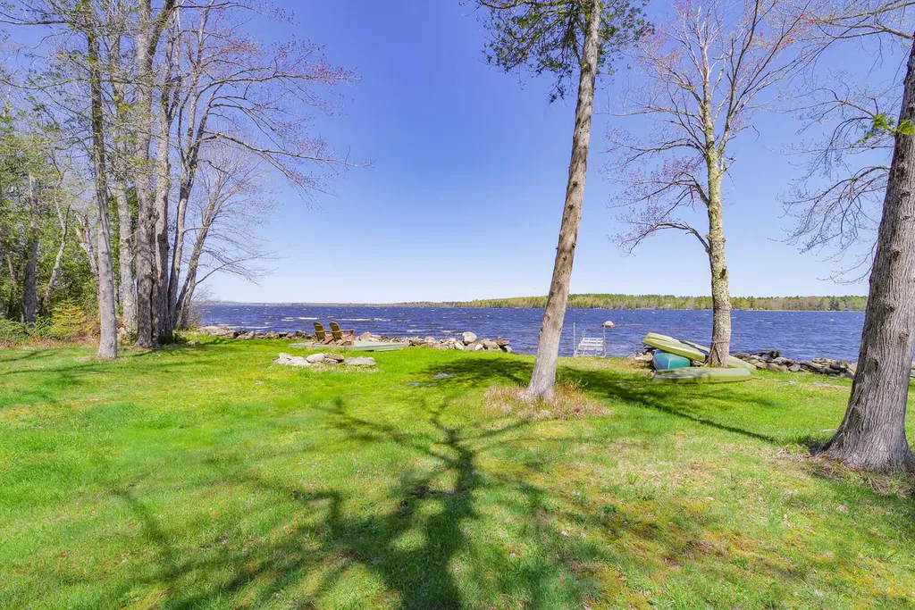 14 Hamstead Drive Newport ME 04953
