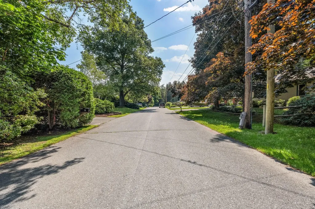8 Sylvan Road Orono ME 04473