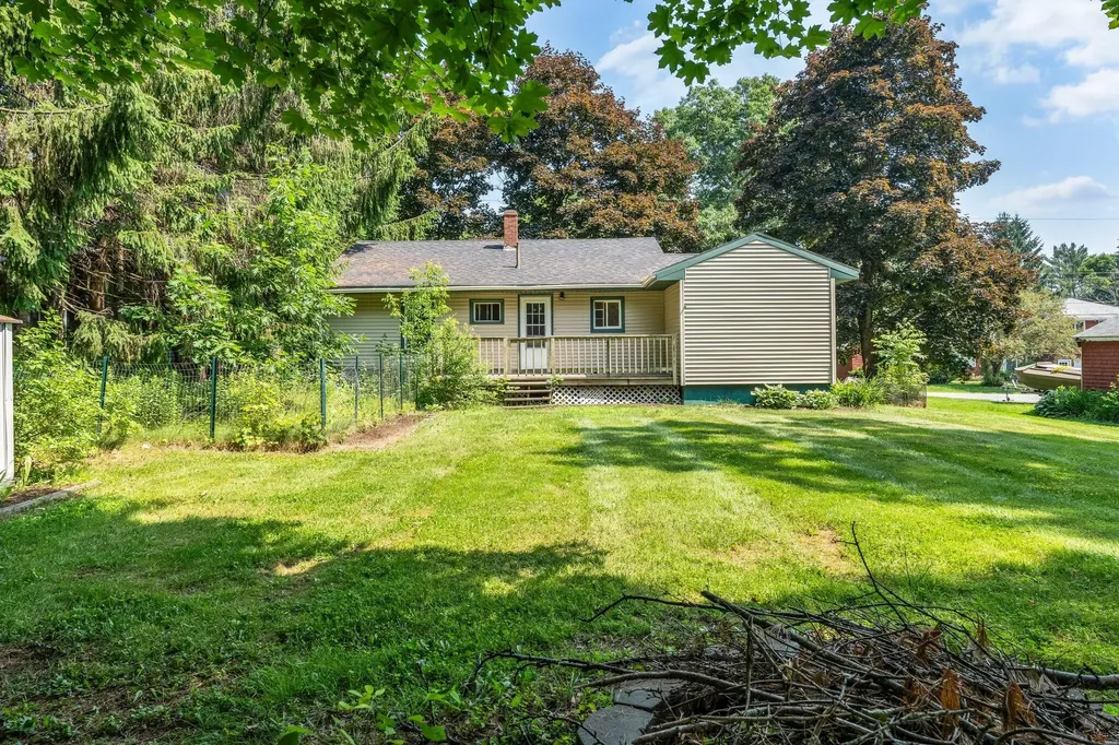 8 Sylvan Road Orono ME 04473