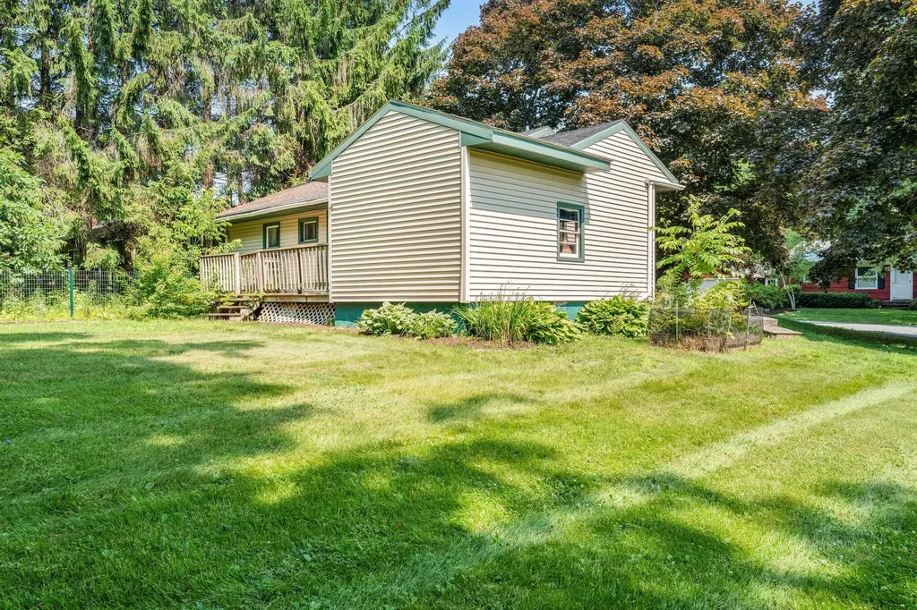 8 Sylvan Road Orono ME 04473