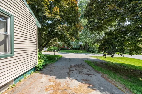 8 Sylvan Road Orono ME 04473