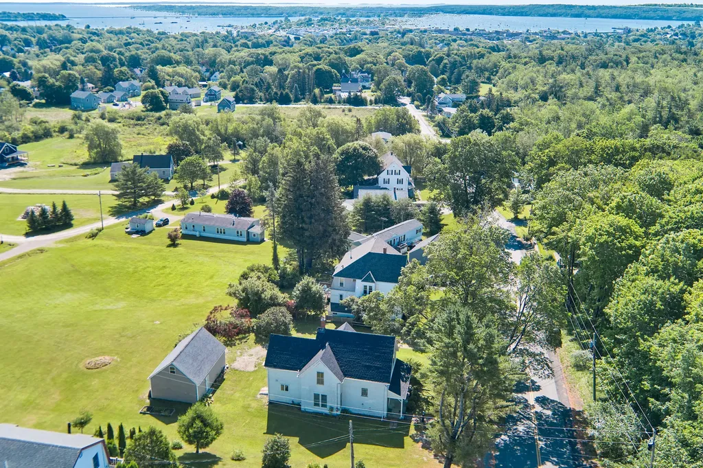 219 Talbot Avenue Rockland ME 04841