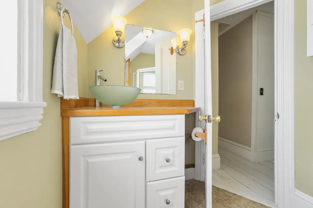 219 Talbot Avenue Rockland ME 04841