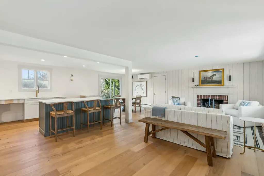 18 Almonte Avenue Yarmouth ME 04096