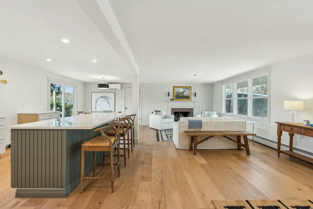 18 Almonte Avenue Yarmouth ME 04096