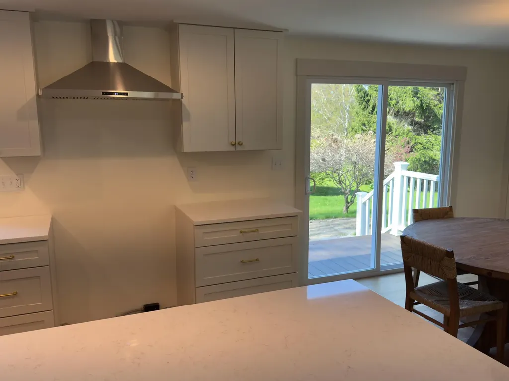 18 Almonte Avenue Yarmouth ME 04096