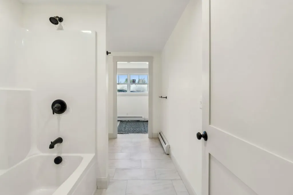 18 Almonte Avenue Yarmouth ME 04096