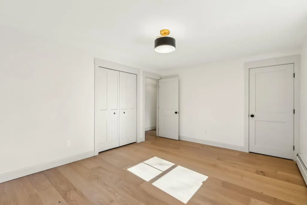 18 Almonte Avenue Yarmouth ME 04096