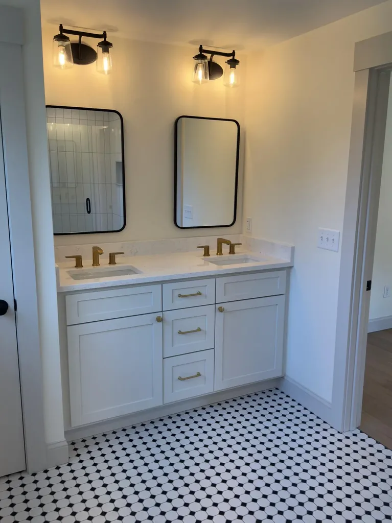 18 Almonte Avenue Yarmouth ME 04096