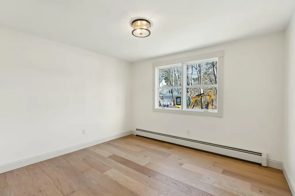 18 Almonte Avenue Yarmouth ME 04096