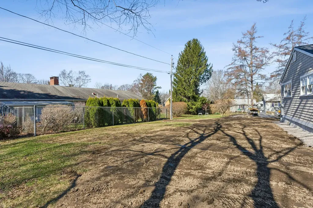 18 Almonte Avenue Yarmouth ME 04096