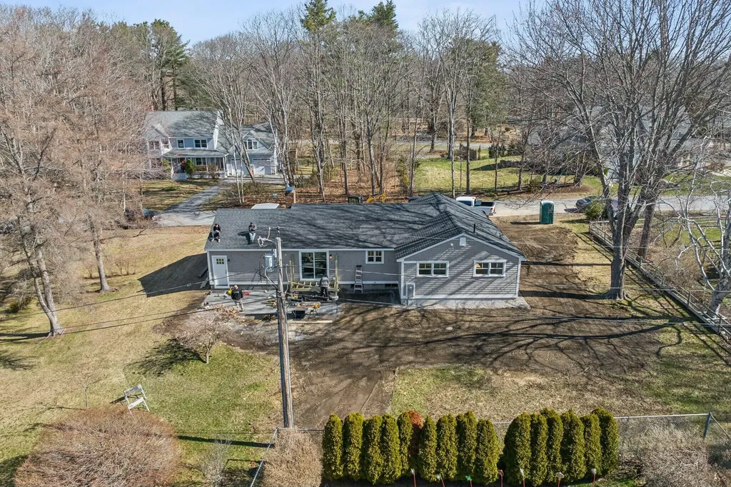 18 Almonte Avenue Yarmouth ME 04096