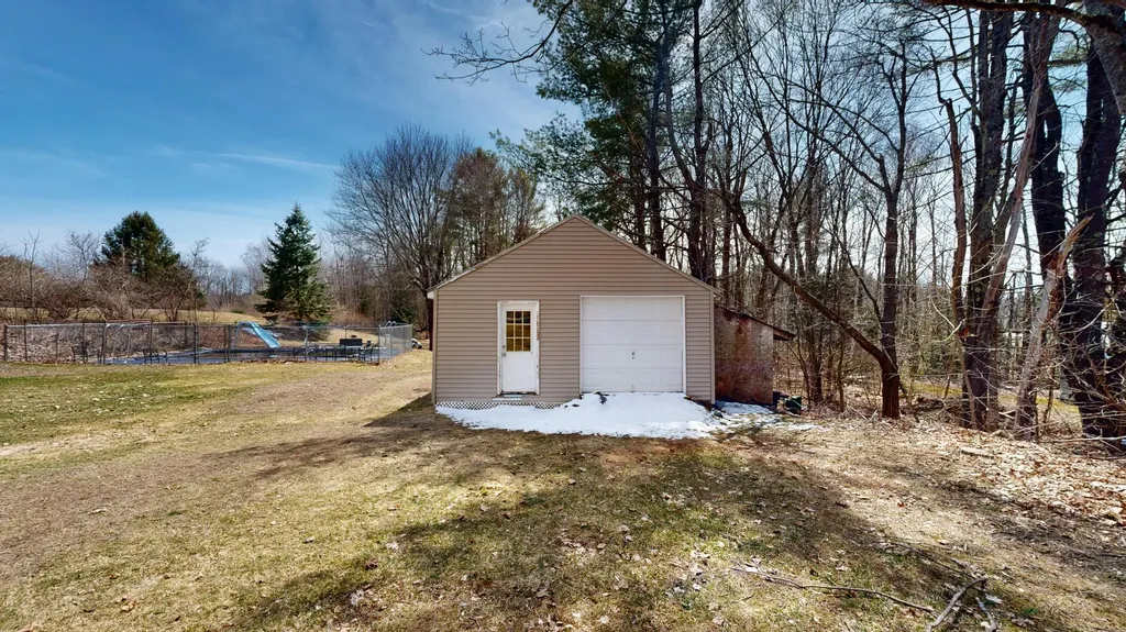 21 Main Street Greene ME 04236