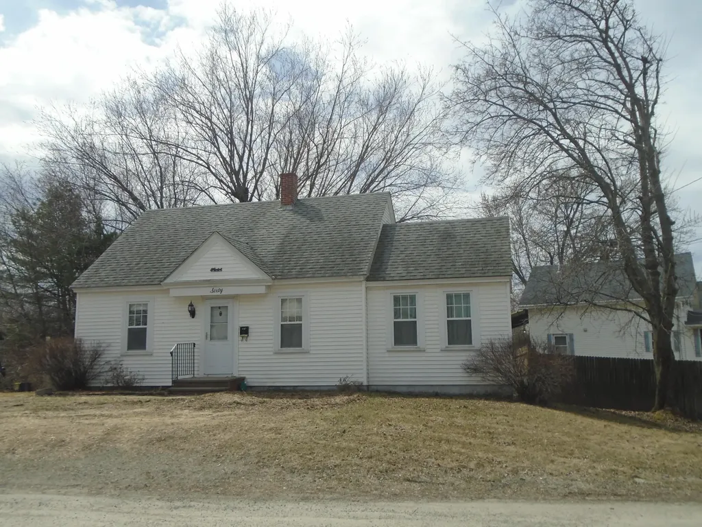 60 Burns Street Fairfield ME 04937
