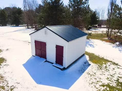 601 Moosehead Trail Newport ME 04953