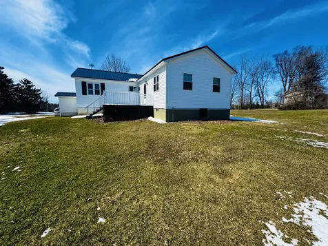 601 Moosehead Trail Newport ME 04953