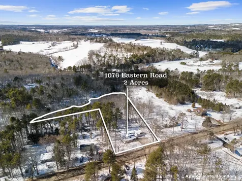 1076 Eastern Road Warren ME 04864